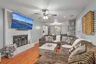 203 Shaftesbury Ln, Summerville, SC 29485 - Photo 9
