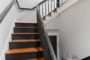 125 Meeting St, Charleston, SC 29401 - Photo 9