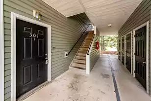 301 Pickering Ln, Charleston, SC 29414 - Photo 3