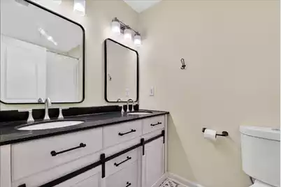 5917 Hagood Avenue, Hanahan, SC 29410 - Photo 17