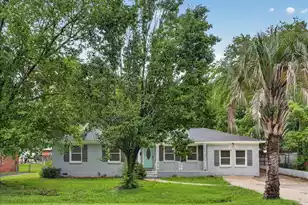 5917 Hagood Ave, Hanahan, SC 29410 - Photo 1