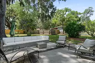2420 Pine Ct, Beaufort, SC 29902 - Photo 29
