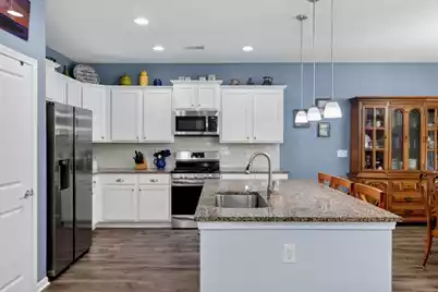 2572 Kingsfield Street, Mount Pleasant, SC 29466 - Photo 11