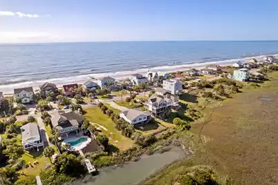 1626 Ashley Avenue E, Folly Beach, SC 29439 - Photo 3