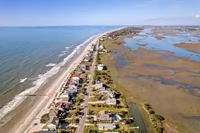 1626 Ashley Avenue E, Folly Beach, SC 29439 - Photo 11