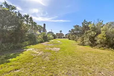 1626 Ashley Avenue E, Folly Beach, SC 29439 - Photo 19