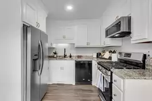 8310 Greenridge Rd, North Charleston, SC 29406 - Photo 13