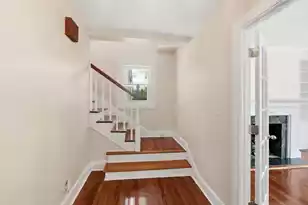 184 Wentworth, Charleston, SC 29401 - Photo 3