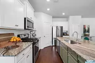 3822 Sawmill Ct, Mount Pleasant, SC 29429 - Photo 5