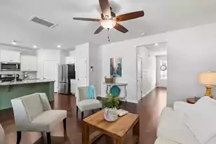 3822 Sawmill Ct, Mount Pleasant, SC 29429 - Photo 3