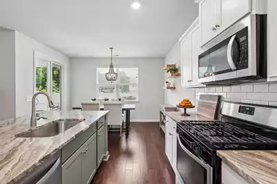 3822 Sawmill Court, Mount Pleasant, SC 29429 - Photo 7