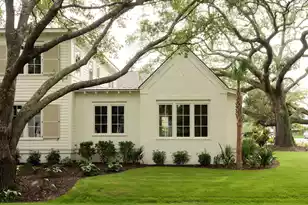 1323 Wayne St, Mount Pleasant, SC 29464 - Photo 9