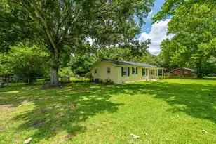 7372 Commodore Rd, Yonges Island, SC 29449 - Photo 1