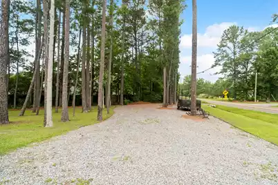 689 Butternut Road W, Summerville, SC 29483 - Photo 9
