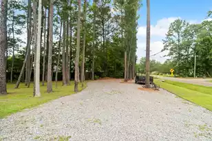 689 Butternut Road W, Summerville, SC 29483 - Photo 9