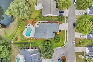 121 Thousand Oaks Ct, Summerville, SC 29485 - Photo 5