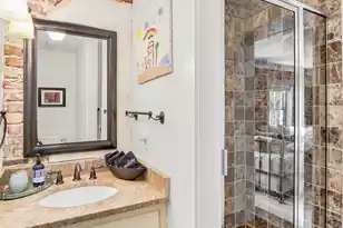 35 Wentworth St, Charleston, SC 29401 - Photo 41