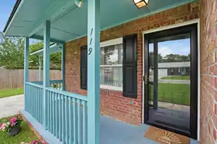 119 Clover Ave, Summerville, SC 29485 - Photo 5