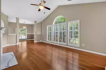 2636 Palmetto Hall Boulevard, Mount Pleasant, SC 29466 - Photo 5
