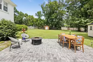 1126 Pleasant Pines Rd, Mount Pleasant, SC 29464 - Photo 11