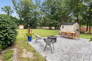 1126 Pleasant Pines Rd, Mount Pleasant, SC 29464 - Photo 15