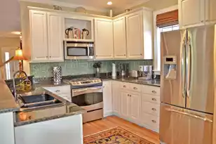 1069 Mathis Ferry Rd, Mount Pleasant, SC 29464 - Photo 7