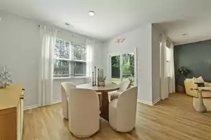 1053 Laurel Oaks Dr, Summerville, SC 29483 - Photo 11