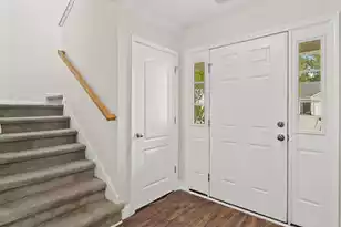 121 Coosawatchie St, Summerville, SC 29485 - Photo 5