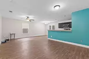 121 Coosawatchie St, Summerville, SC 29485 - Photo 7