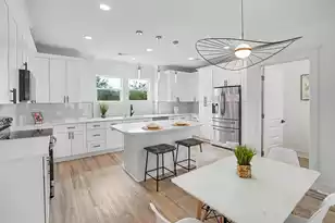 2016 Comstock Ave, North Charleston, SC 29405 - Photo 7