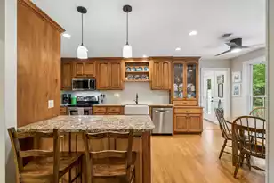 288 Molasses Ln, Mount Pleasant, SC 29464 - Photo 19