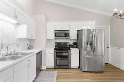 332 Macgregor Drive, Summerville, SC 29486 - Photo 5