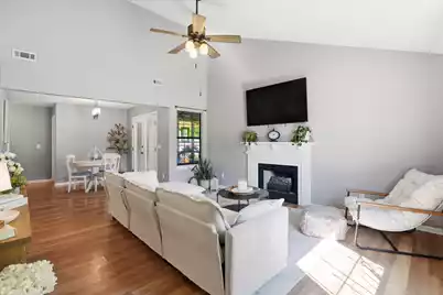204 Oxford Way, Summerville, SC 29486 - Photo 3