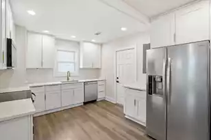 2309 Sorentrue Ave, North Charleston, SC 29405 - Photo 9