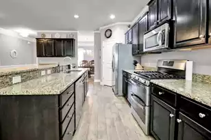 608 Bridgewater Ct, Summerville, SC 29486 - Photo 11