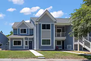 854 Catalpa, Mount Pleasant, SC 29464 - Photo 1