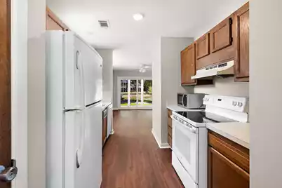 854 Catalpa #A, Mount Pleasant, SC 29464 - Photo 3