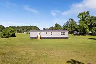 743 Roscoe Ct, Cross, SC 29436 - Photo 5