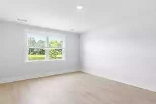 137 Lilac Grv Wy, Summerville, SC 29486 - Photo 7