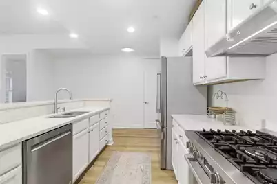 135 Pier View Street #Unit 105, Charleston, SC 29492 - Photo 5