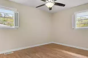 1136 Lakeshore Dr, Orangeburg, SC 29115 - Photo 17