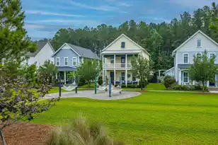 616 Long Meadow St, Summerville, SC 29486 - Photo 37