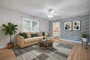 220 Fender, Walterboro, SC 29488 - Photo 3