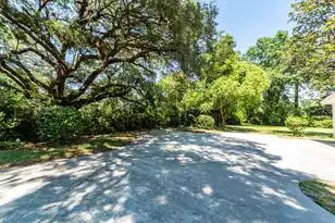 115 Carolina Ave E, Summerville, SC 29483 - Photo 67