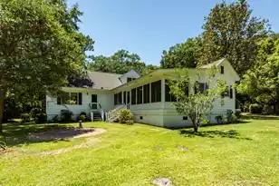 115 Carolina Ave E, Summerville, SC 29483 - Photo 53