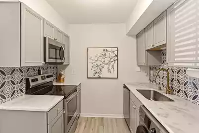 2494 Etiwan Avenue #J-2, Charleston, SC 29414 - Photo 9