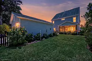 2026 Geranium Ln, Johns Island, SC 29455 - Photo 11