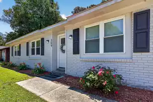 309 Logan Dr, Summerville, SC 29483 - Photo 5