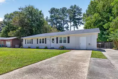 309 Logan Drive, Summerville, SC 29483 - Photo 3