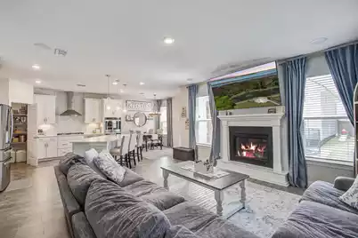 522 Spring Hollow Drive, Charleston, SC 29492 - Photo 5